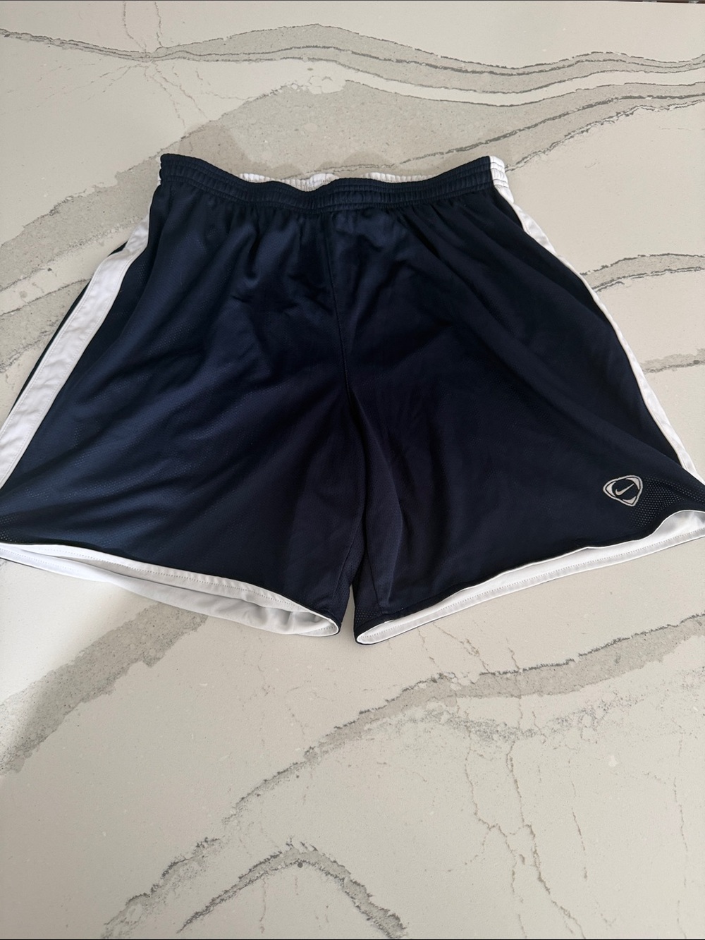 Vintage Nike 7” Men's Reversible Soccer Shorts/ Navy and White
